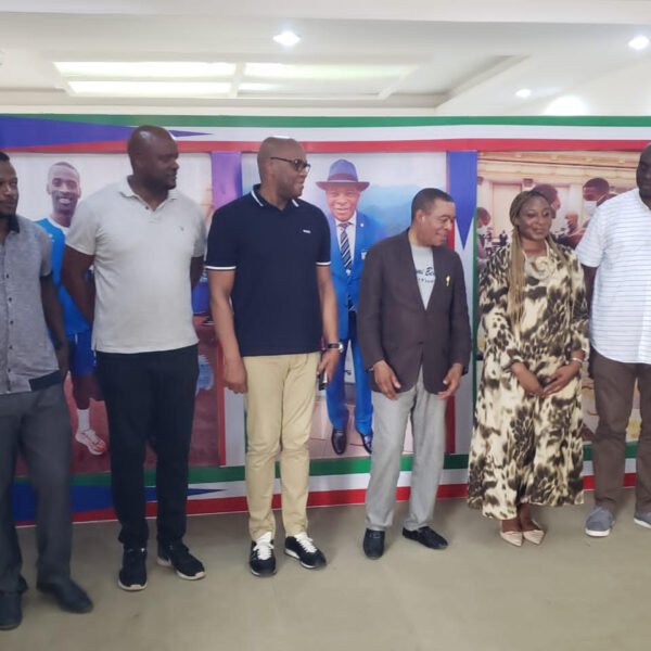 Asamblea electoral de la FEGUIBASKET supervisada por emisarios de la FIBA y representantes de otros países