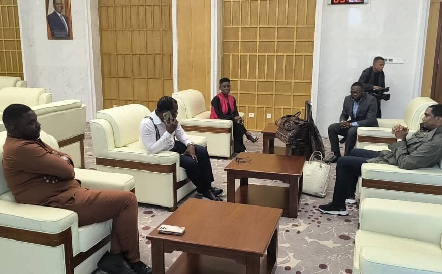 Samuel Eto’o llega a Malabo para Participar en la Asamblea General Ordinaria de la FEGUIFUT