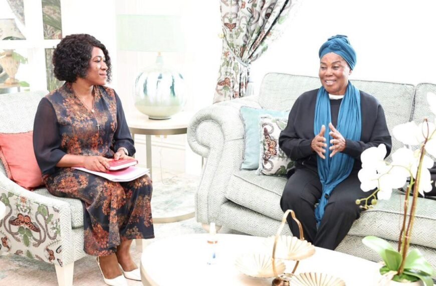 La Primera Dama de Guinea Ecuatorial recibe a la Coordinadora Nacional de la Asociación Hijos de Obiang