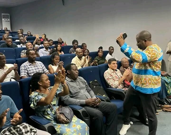 Inicio del curso de Lenguas Étnicas en el Centro Cultural Ecuatoguineano de Malabo