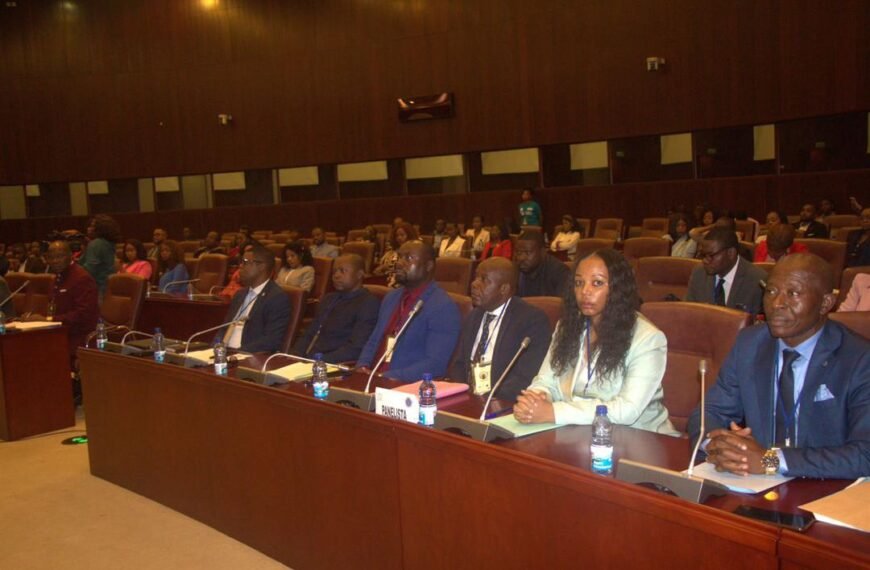 Guinea Ecuatorial inicia el Año Judicial 2025 con una conferencia sobre los “desafíos legales en el clima empresarial”