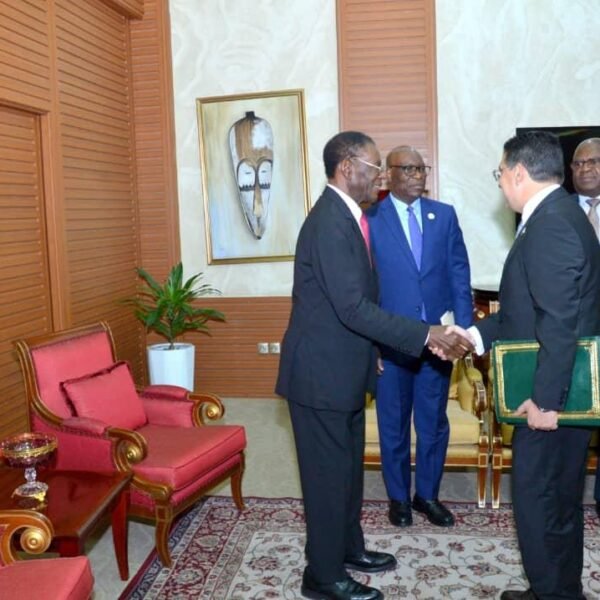 Obiang Nguema Mbasogo impulsa la diplomacia internacional con Marruecos y China en Addis Abeba