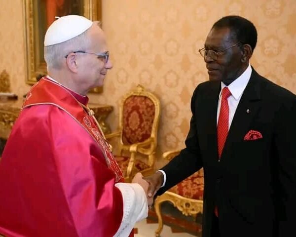 El Papa anima al Presidente Obiang a seguir trabajando por el bienestar del pueblo